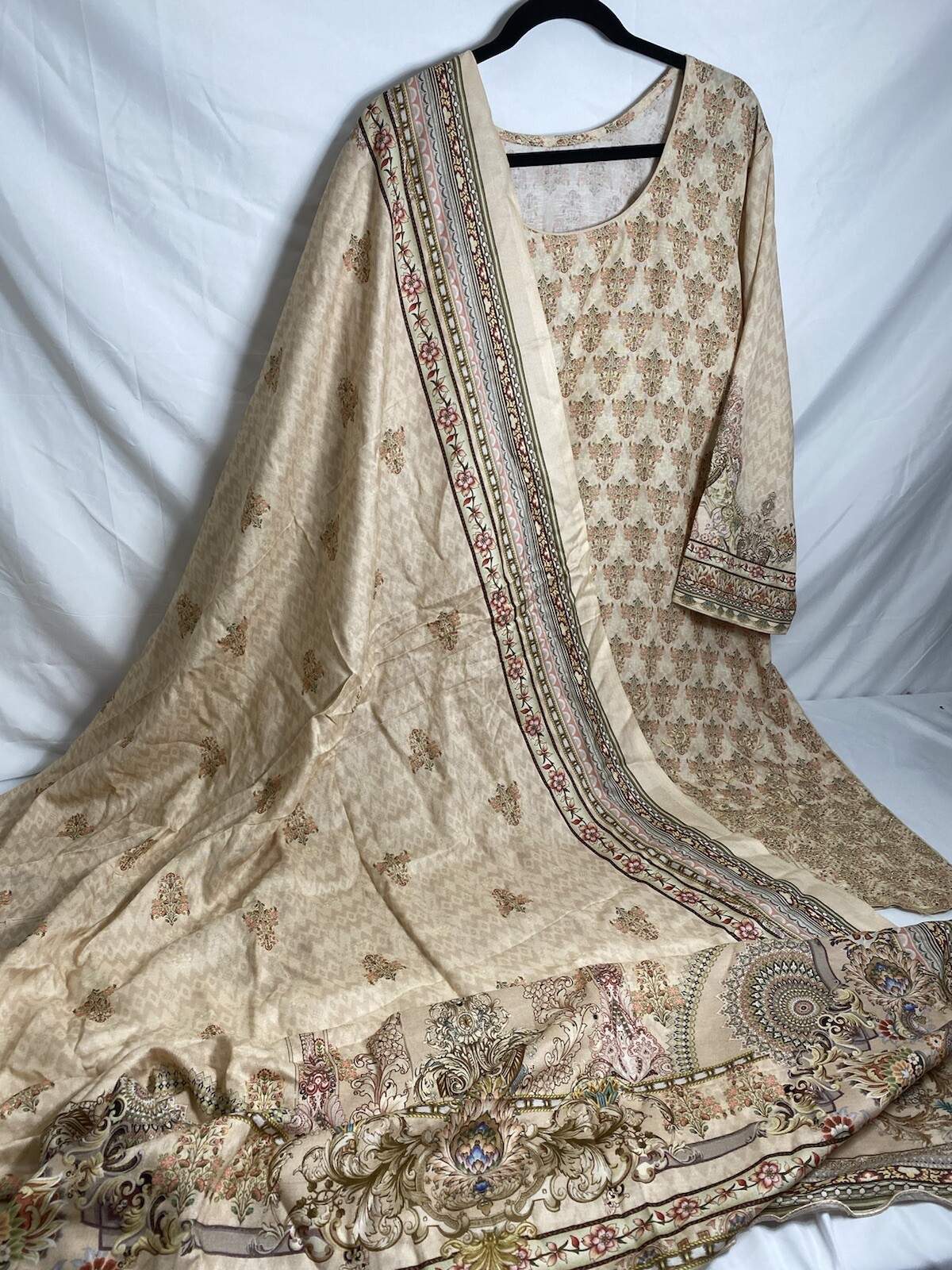 Pakistani Karan chicken Kari/embroidery kameez shalwar 3XL bust 50 Dupatta Shawl