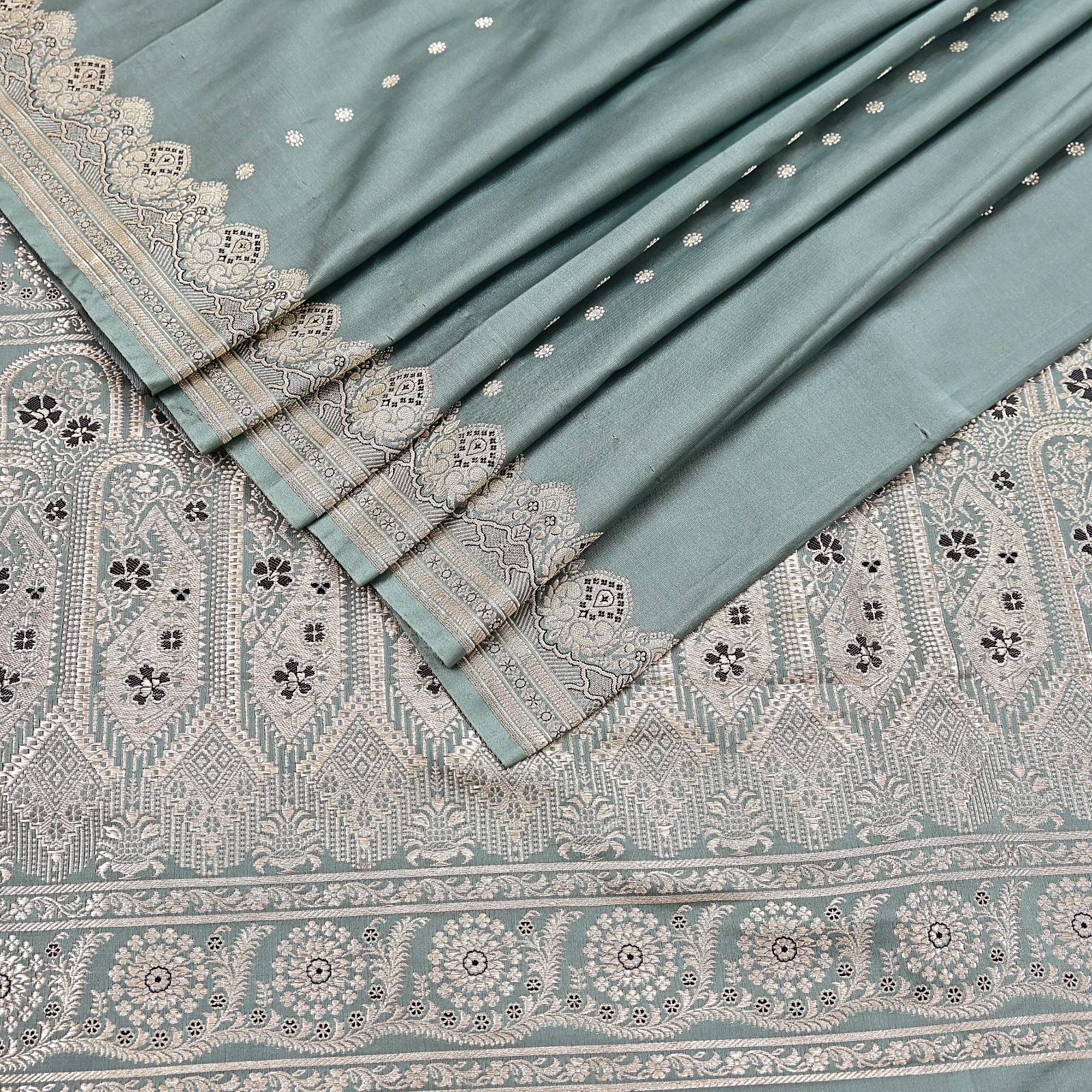 Indian Vintage Sari Gray Heavy Pure Satin Silk Woven Banarasi Sarees Zari 5Yd
