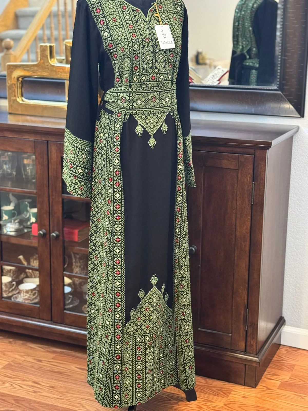Tarif Thobe – Women’s Embroidered Dress, Perfect for Eid, Abaya, Ramadan