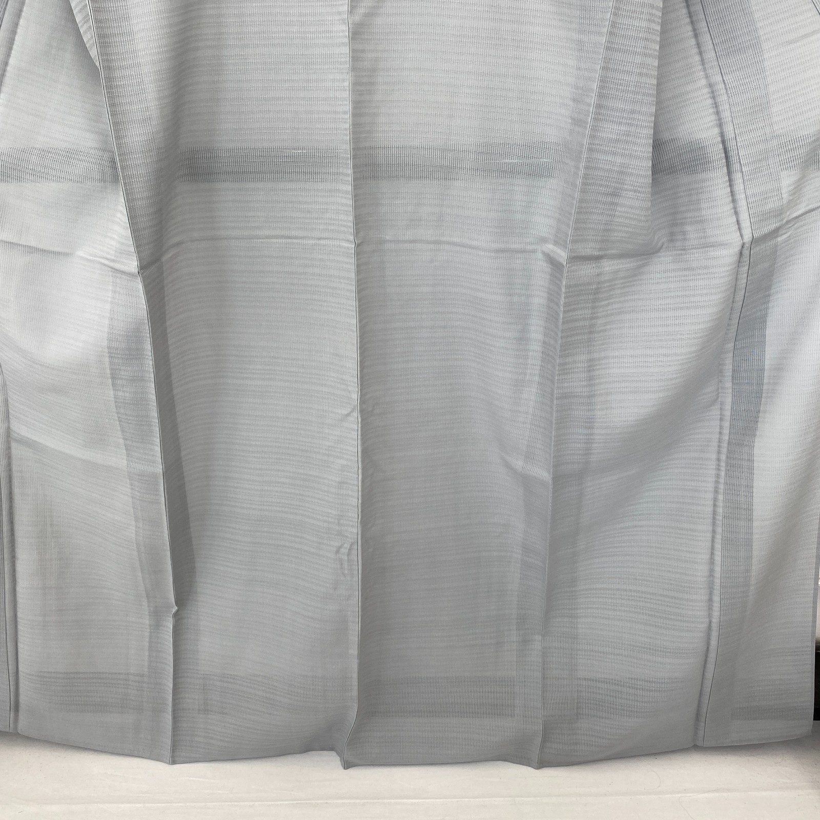 Japanese Vintage Kimono Polyester Gray No Lining Family crest Length 64 in