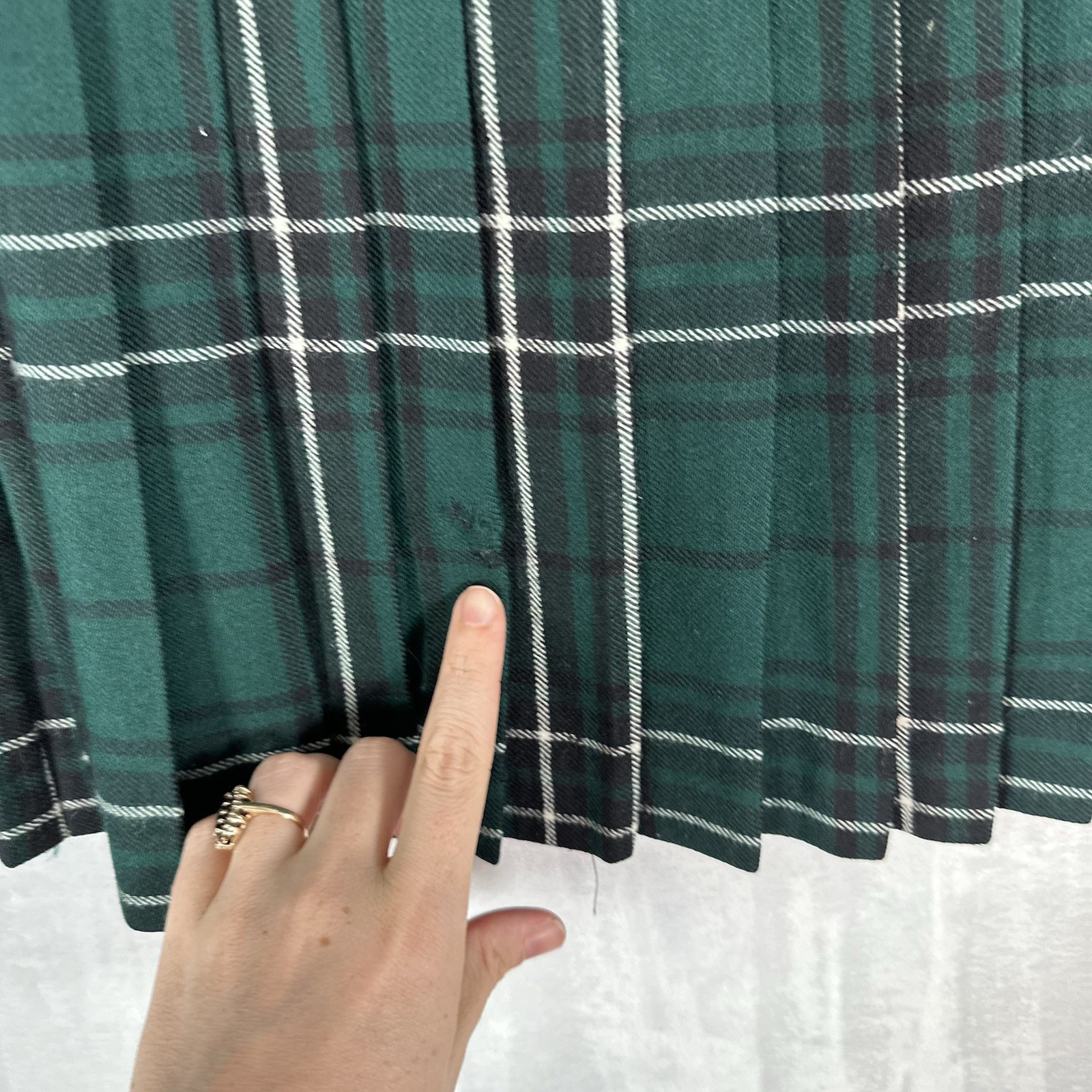 Vintage Tartan Gift Shop Kilt Adult 28 Scottish Green Knit Pleated 27″ Wool