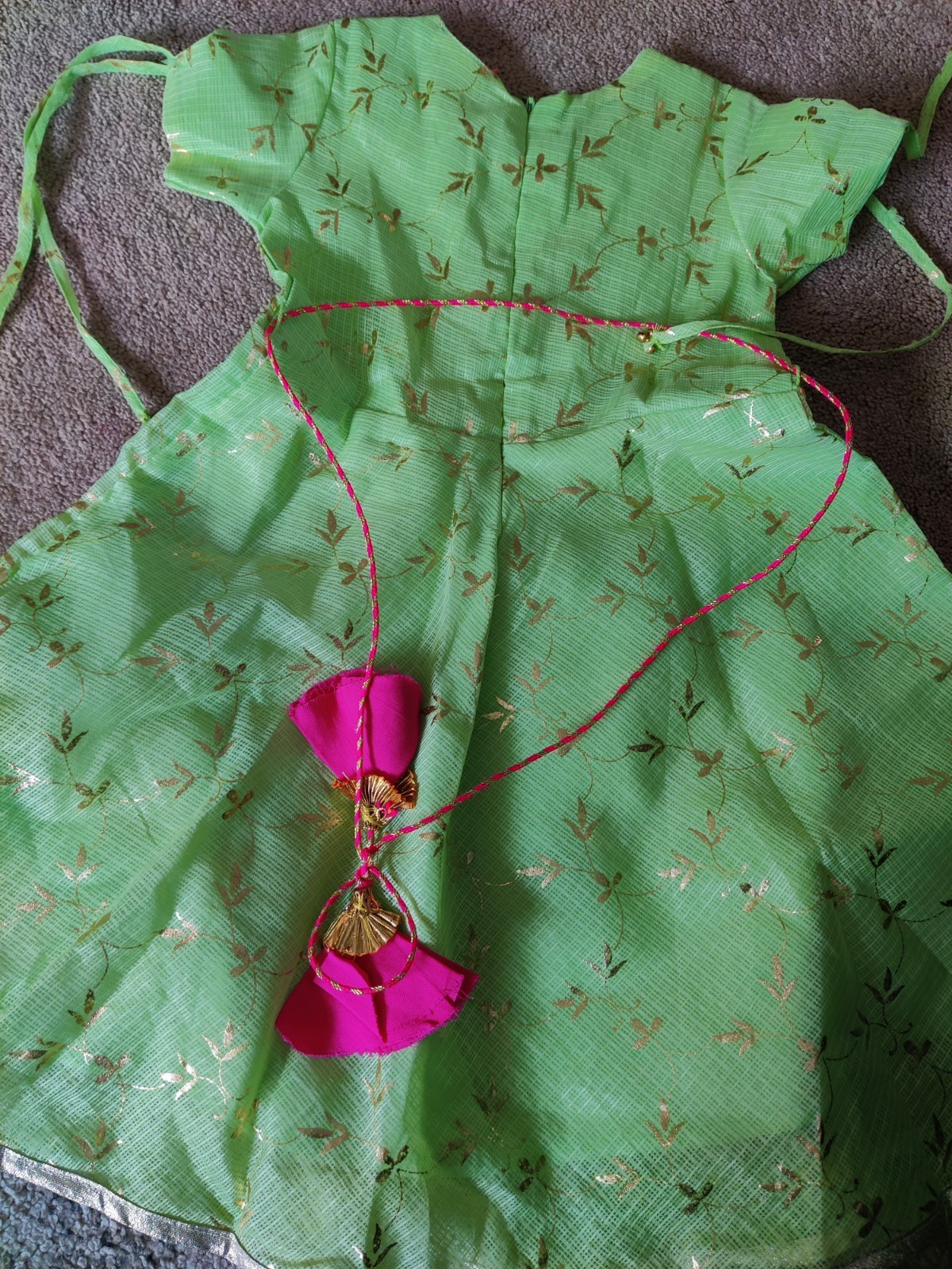 Green Pink Gold Embroidered fancy frock with tights Set Girls 3-4 Yrs