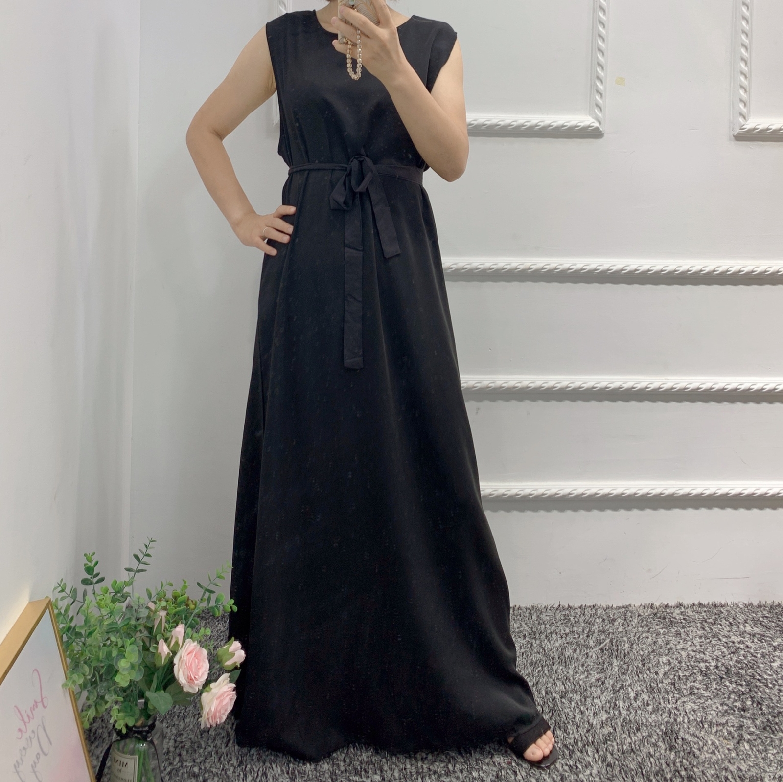 Women’s Muslim Solid Color Sleeveless Base Maxi Dress Lace Up Robe Kaftan