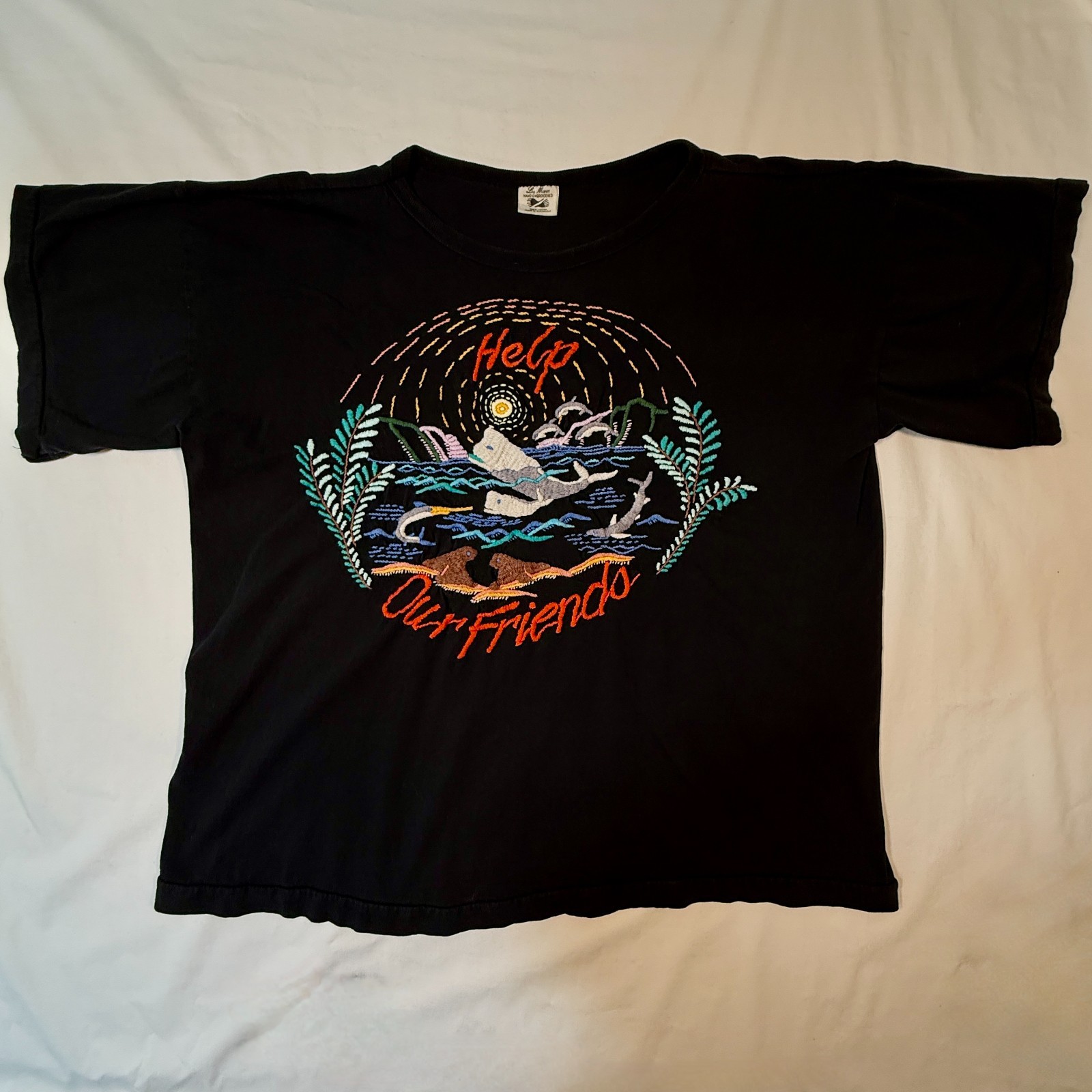 Guatemalan Sz XL (Women) Sz L (Men) Embroidered Black T-shirt Eco Ocean Animals
