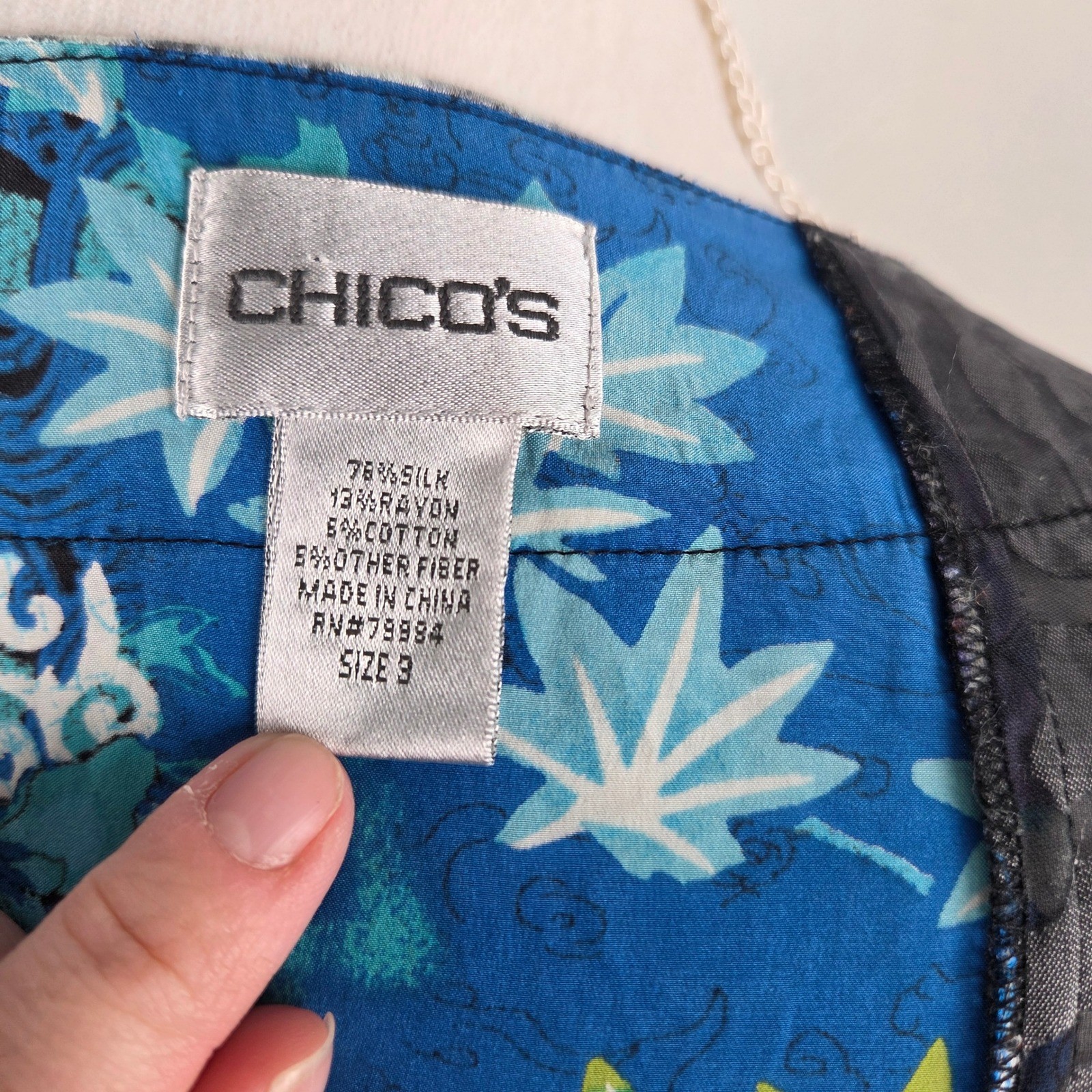 Chico’s Silk Blend Patchwork Kimono Jacket Blue Floral Asian Print Size 3 L XL