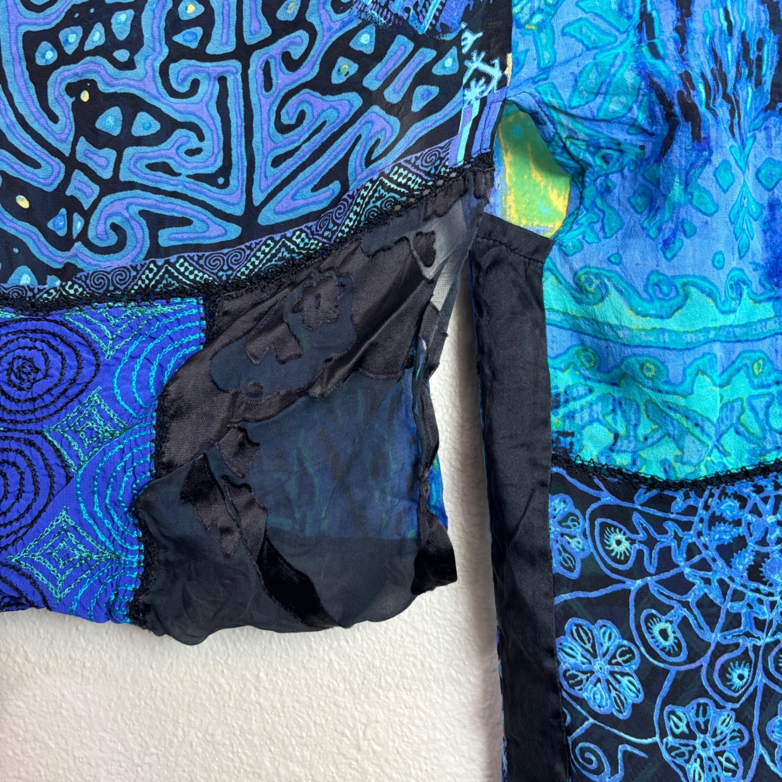 Chico’s Kimono Jacket Womens M/L Blue Patchwork Silk Blend Coastal Chic Boho Art