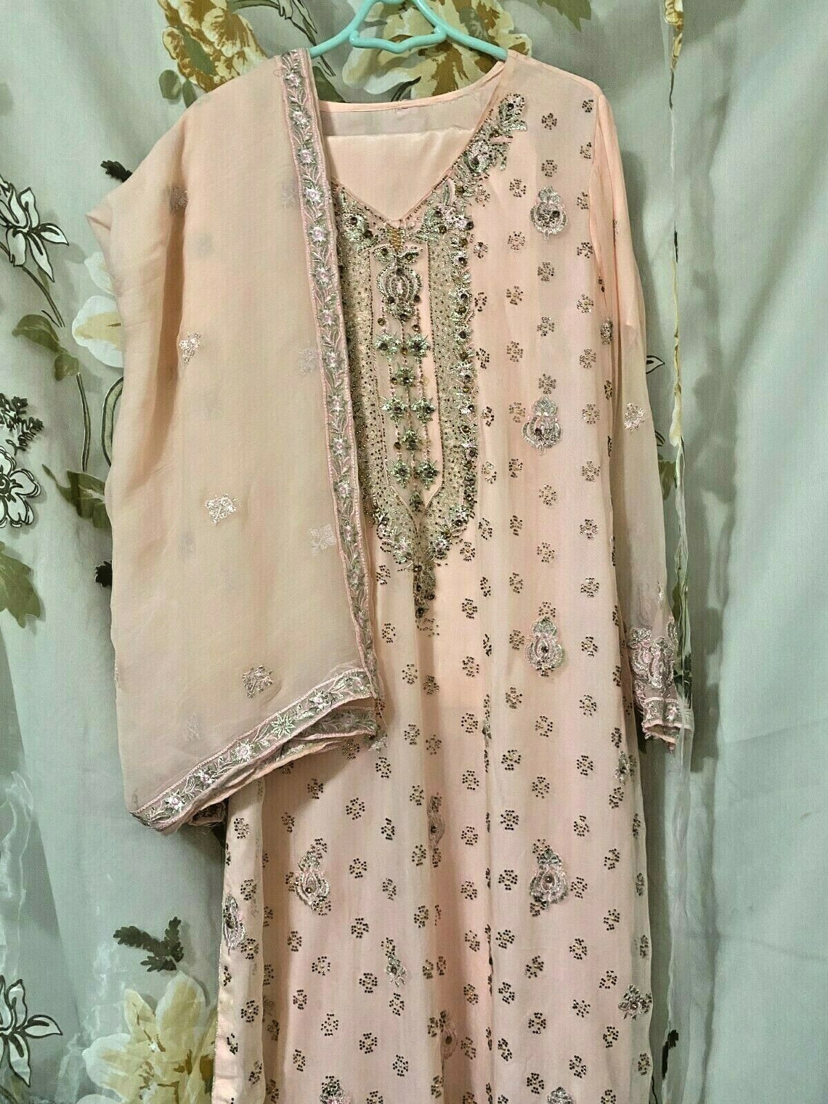 Ladies Ethnic Pakistani Georgette Chiffon Salwar Kameez 3-PC suit tea pink