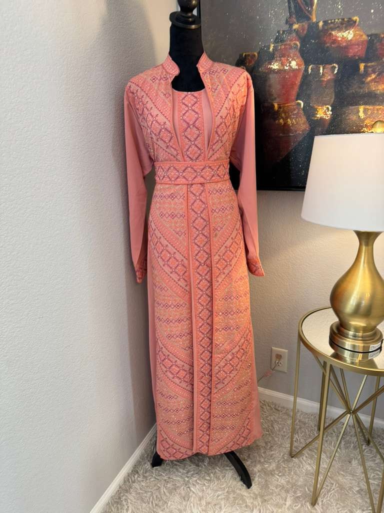Jameelah Thobe Set – Women’s Embroidered Dress, Perfect for Eid, Abaya, Ramadan