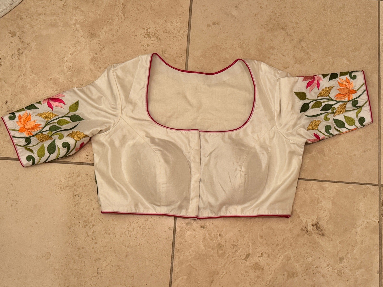 INDIA/PAKISTANI/BOLLYWOOD/SAREE BLOUSE/TOP/CHOLI