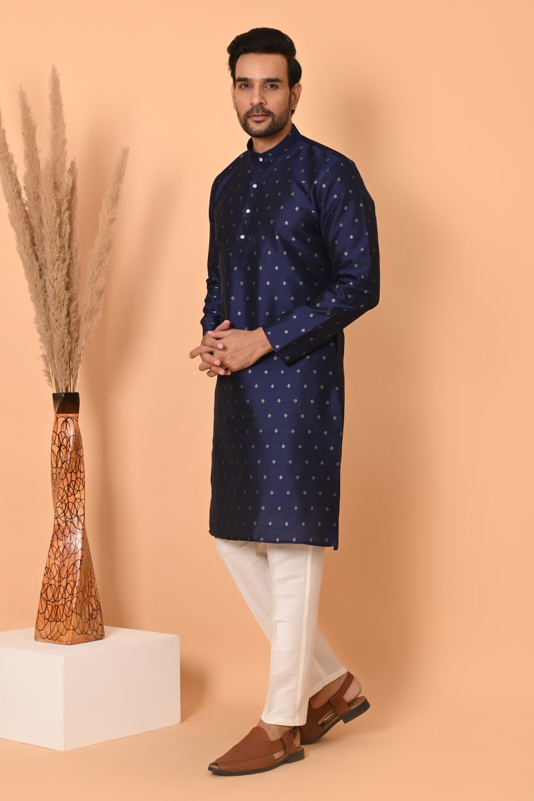 sherwani sherwani Men’s Luxury | latest elegant Sherwani with handwork for India