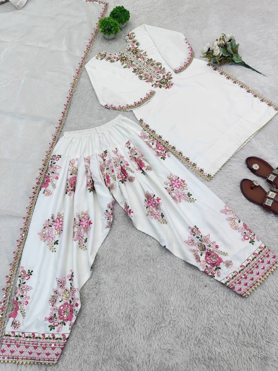 Ethnic Wear White Farshi French Crepe Salwar Kameez With Dupatta For Women
