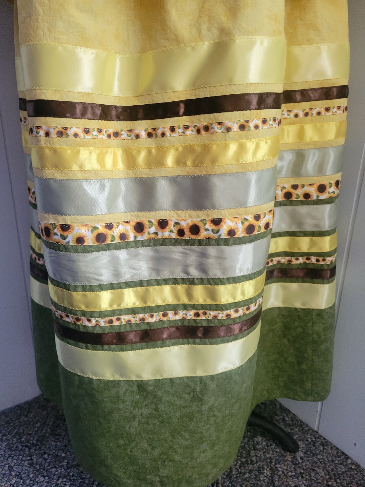 Womans sunflower ribbon skirt and shirt size M powwow regalia FREE SHIPPING