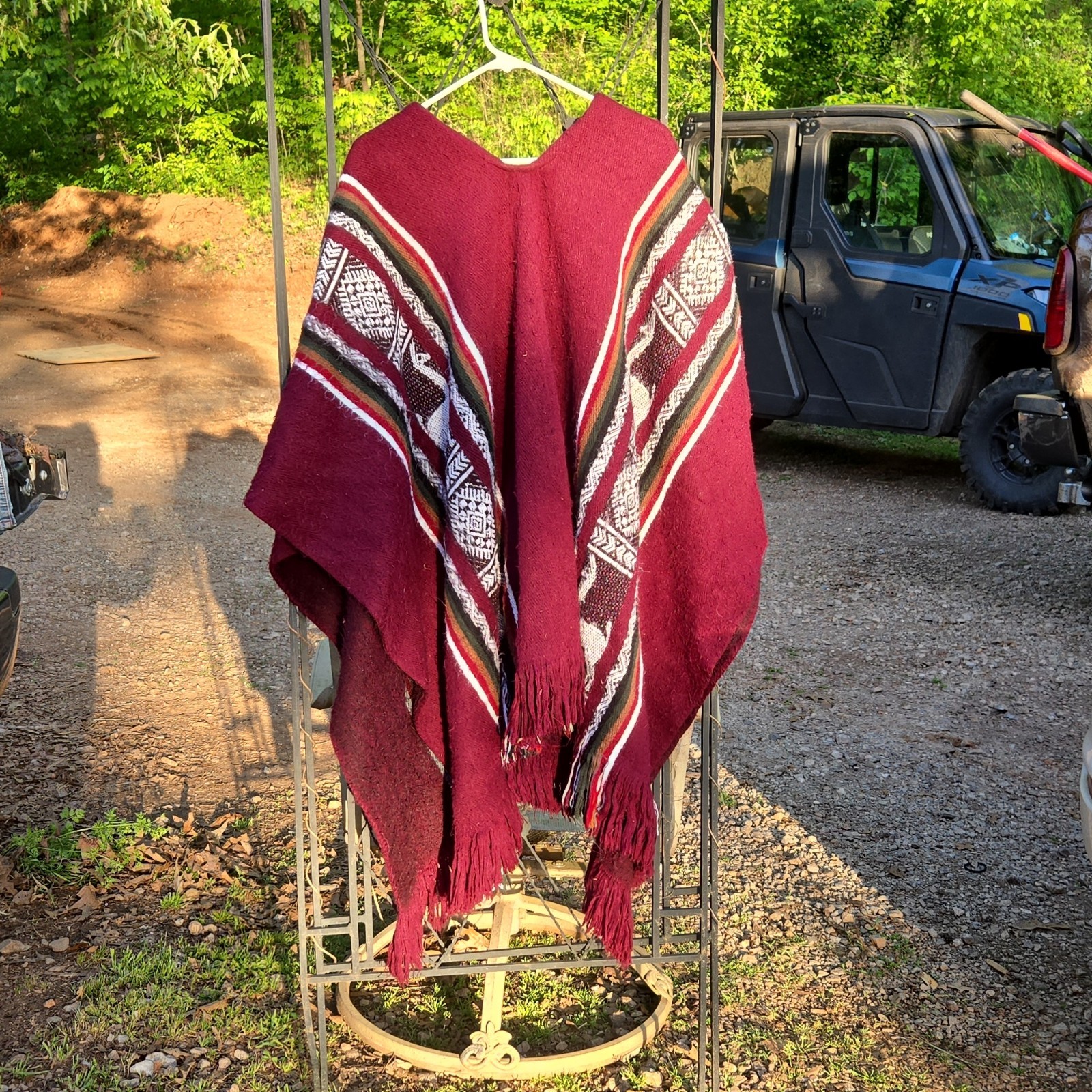 INCA MAKI Wool Cotton Burgundy Poncho Ecuadorian Alpaca Motif One Size