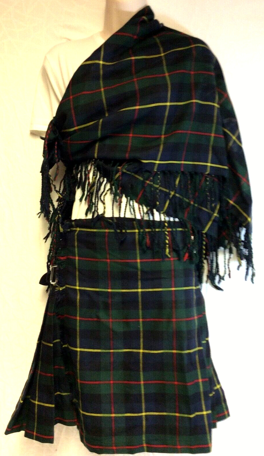 SCOTTISH DESIGN TARTAN ~ 100% Wool Kilt ~ Size 29 ~ with Classic Fly Plaid