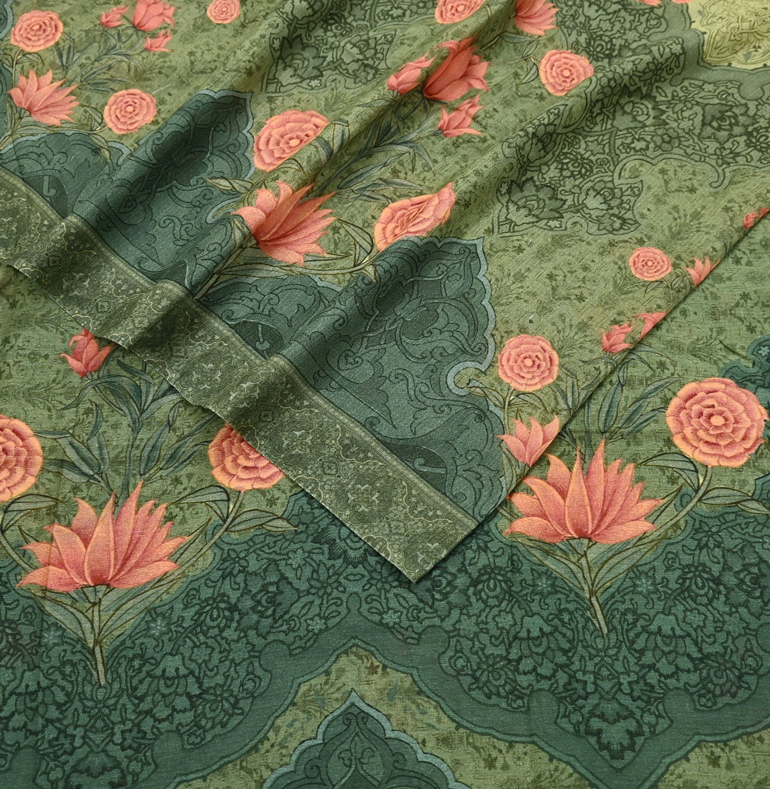 Indian Vintage Sari Green Blend Silk Woven Digital Printed Saree Craft Fabric 5y
