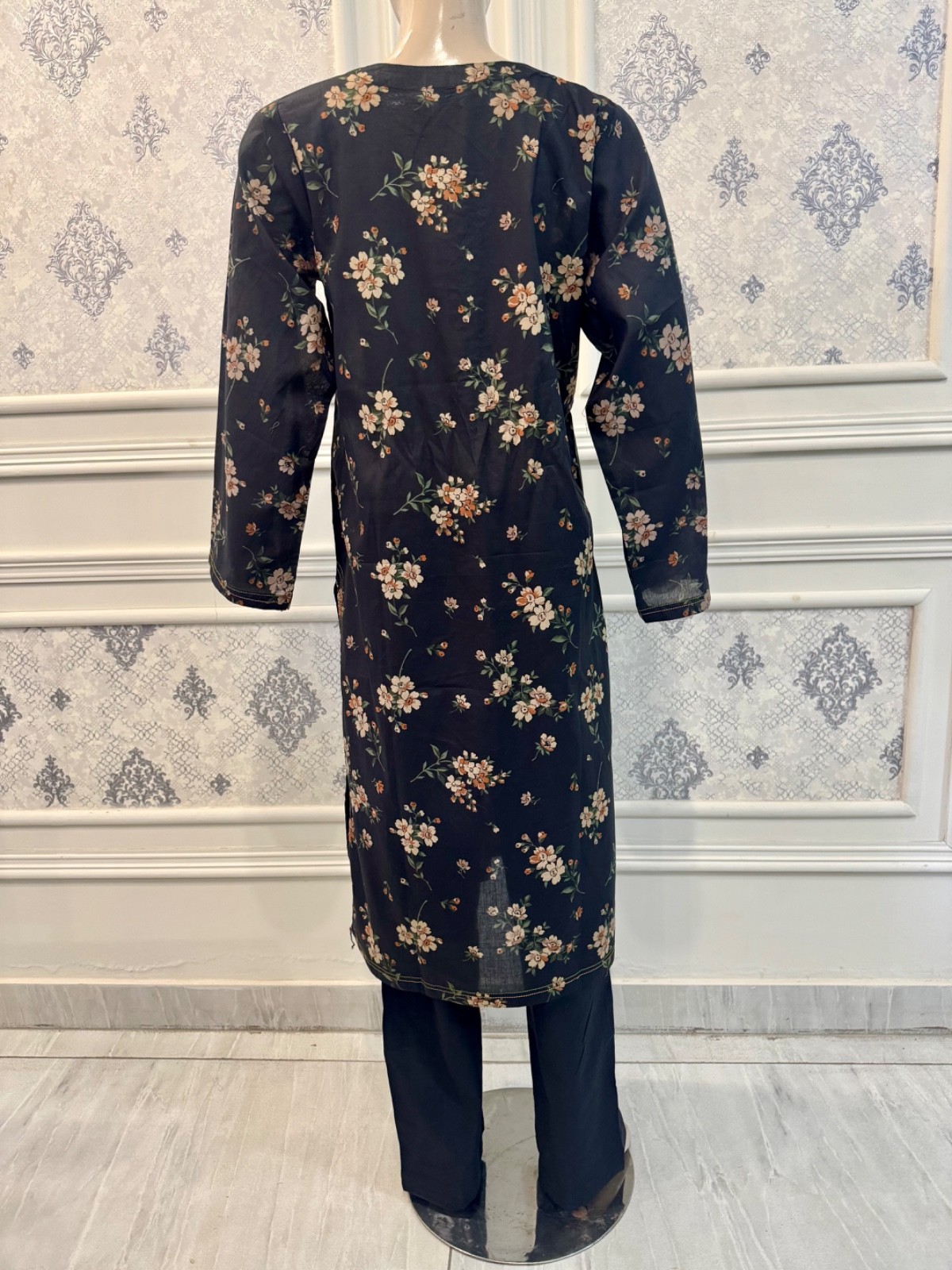 Pakistani Black & Brown Printed Straight Shirt 3-PCS Lawn Suit ,L
