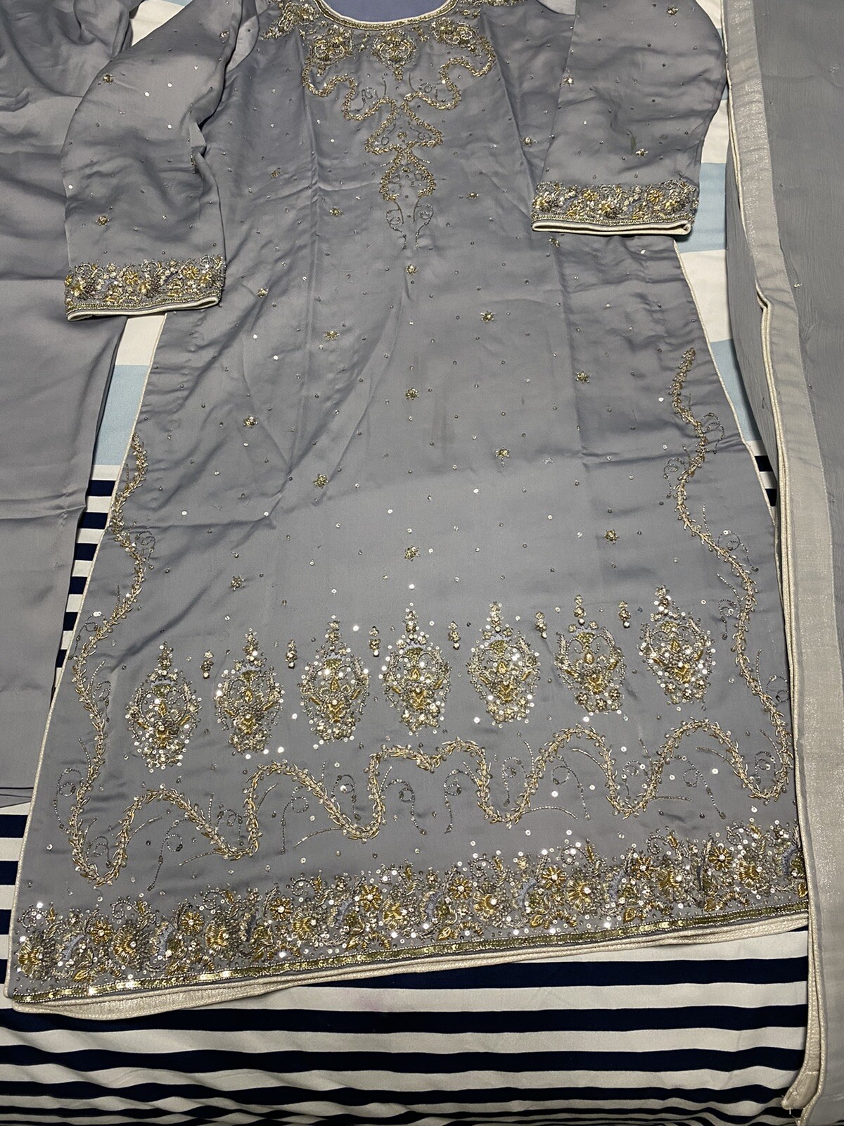 Pakistanis salwar kameez , indian , Panjabi dress .hand Embroidery. Custom Made