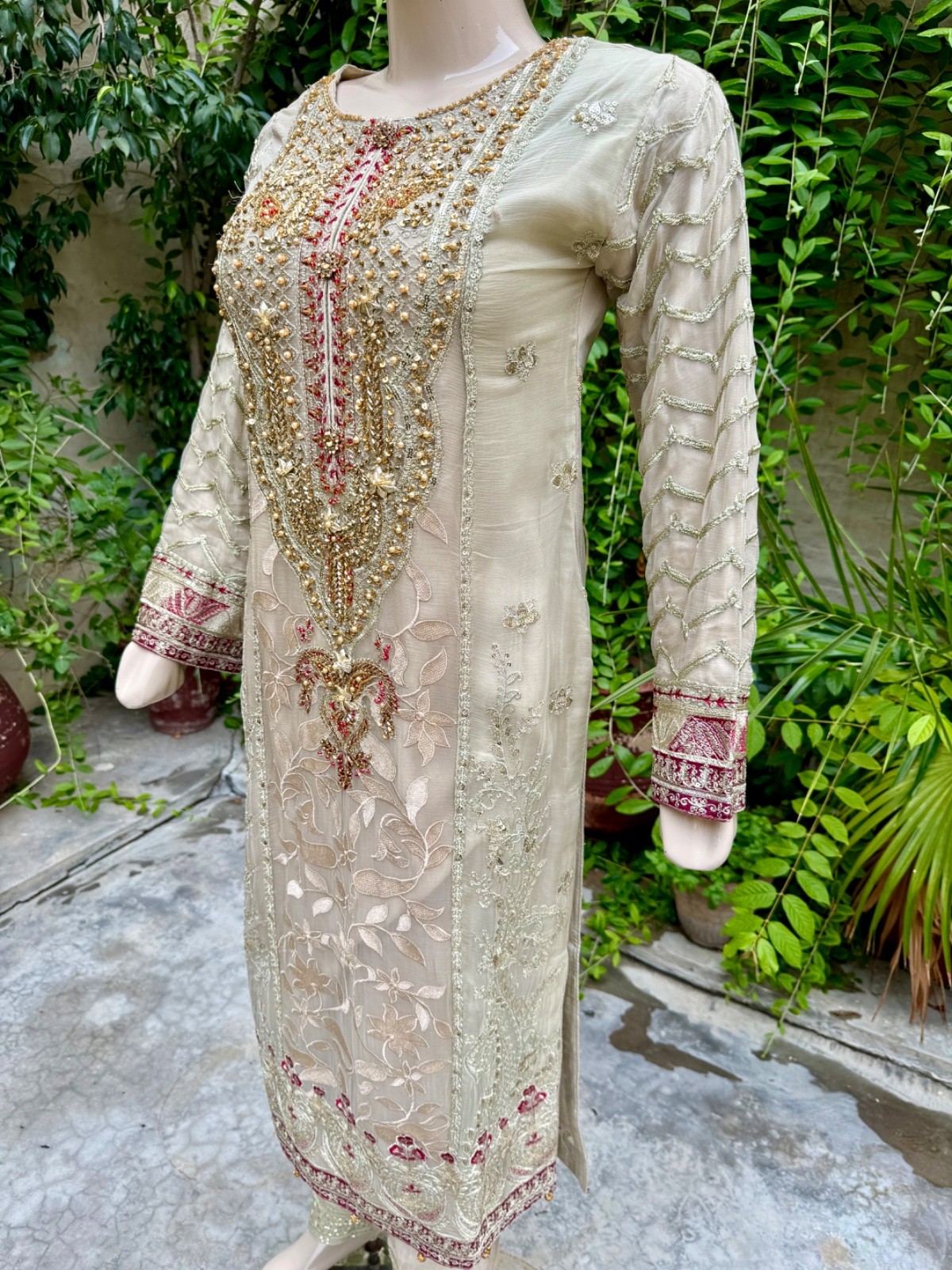 Pakistani Beige Straight Style Embroidered Sequins 3pcs Chiffon Dress,XL