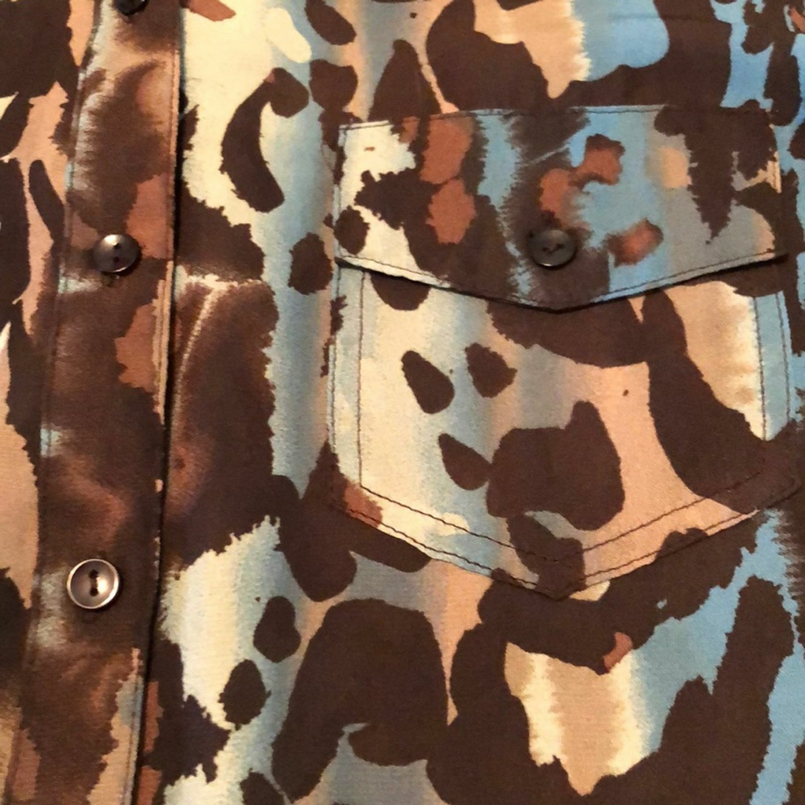 Signature by Larry Levine Lightweight Blue Tan Abstract Animal Print Top 1X