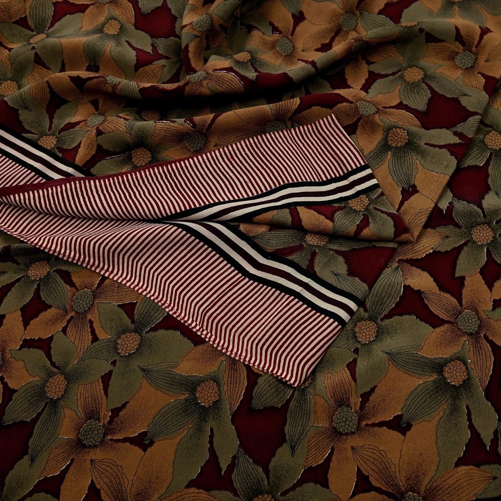 Vintage Sari Green & Maroon Pure Crepe Silk Printed Saree 6yd Sewing Soft Fabric
