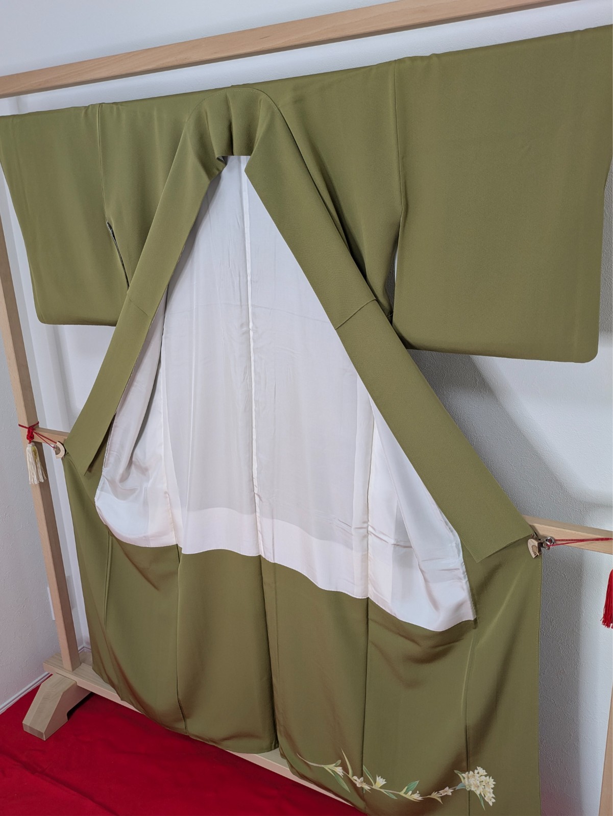 Vintage Japanese Kimono Silk Tomesode Green Hand Painted White Flower 1 Crest