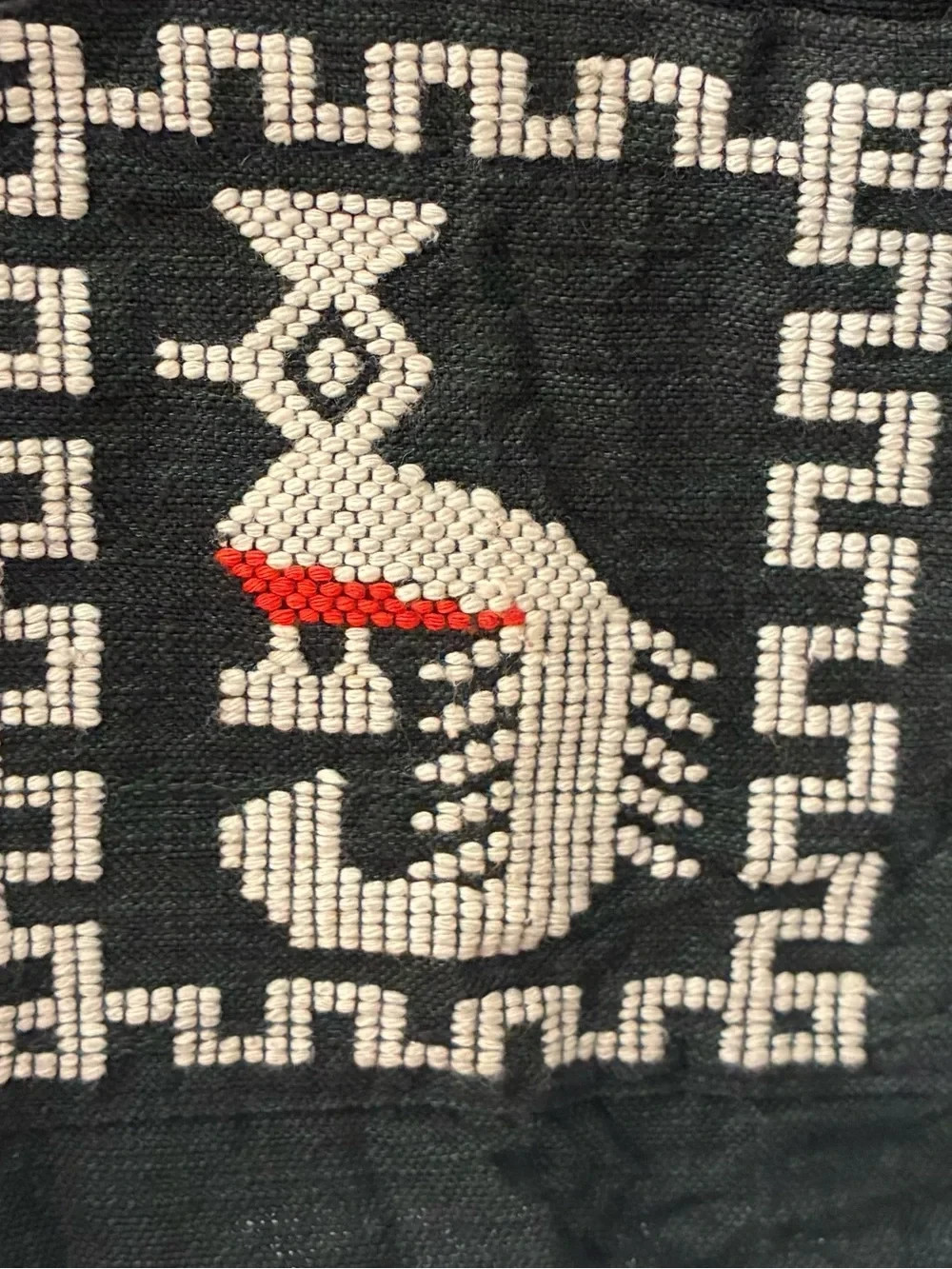 VINTAGE GUATEMALAN HAND EMBROIDERED QUETZAL BIRD BUTTON DOWN SHIRT, MEDIUM/LARGE