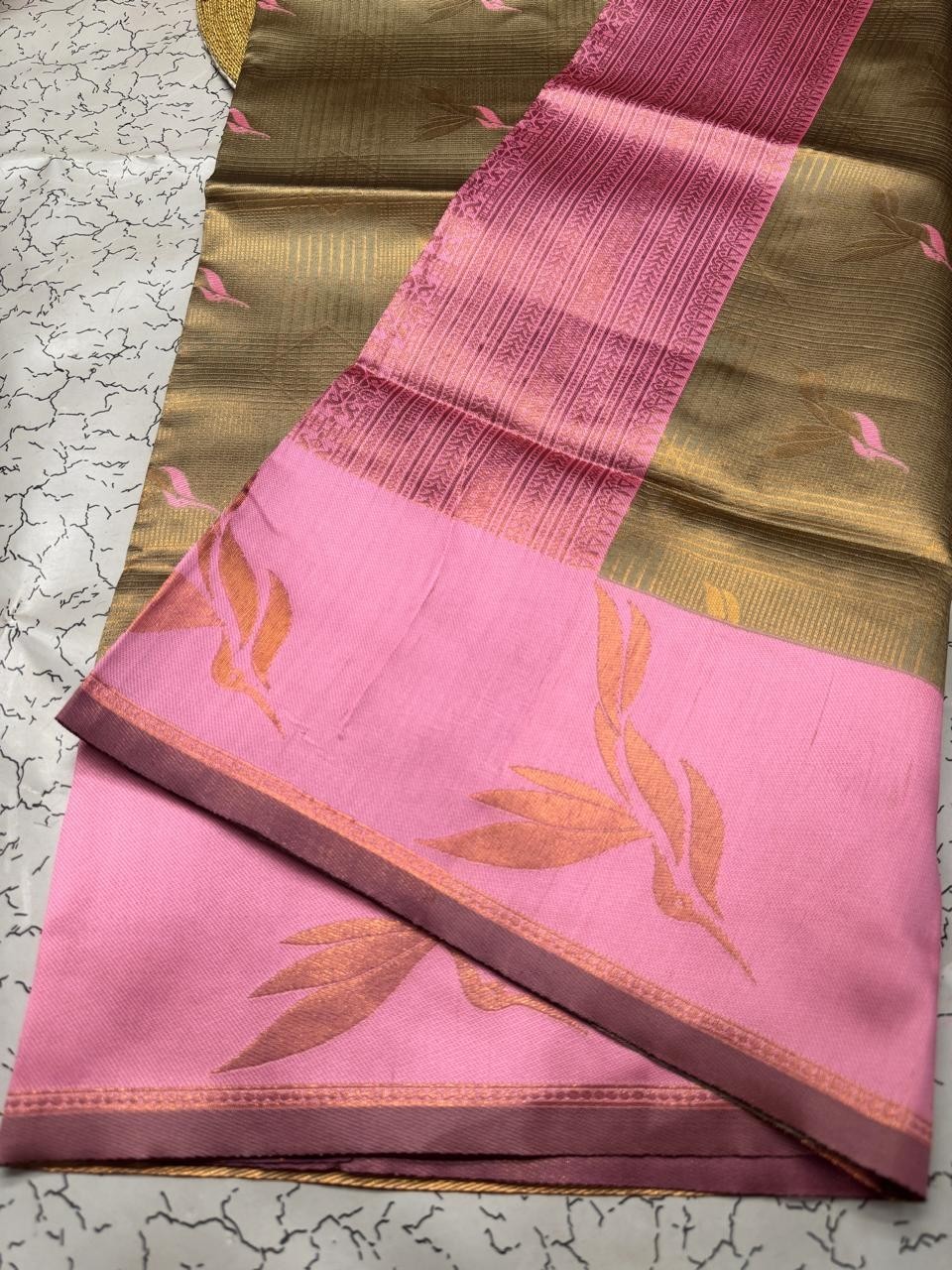 Women’s Banarasi Pure Soft Kanjivaram Silk Saree With Blouse Piece For Wedding