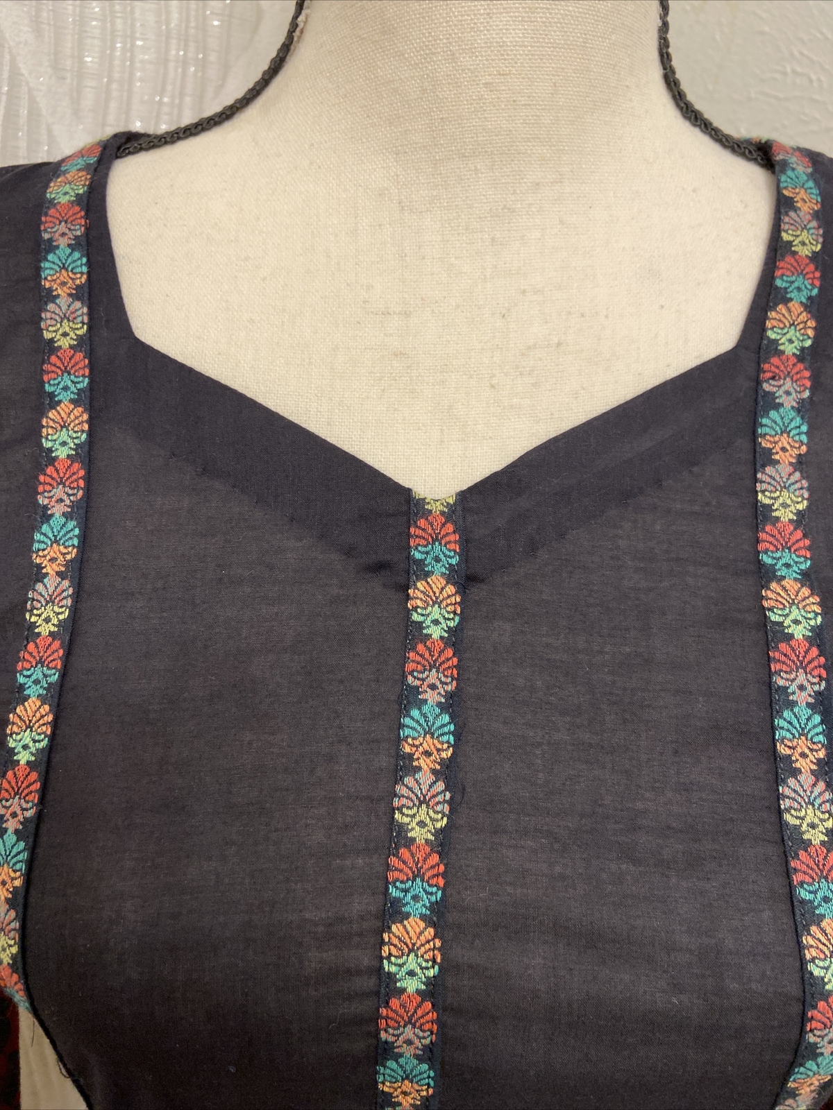 pakistani Indian shalwar kameez Two Piece.Brand Alkaram,Fabric Lawn,Brand New.