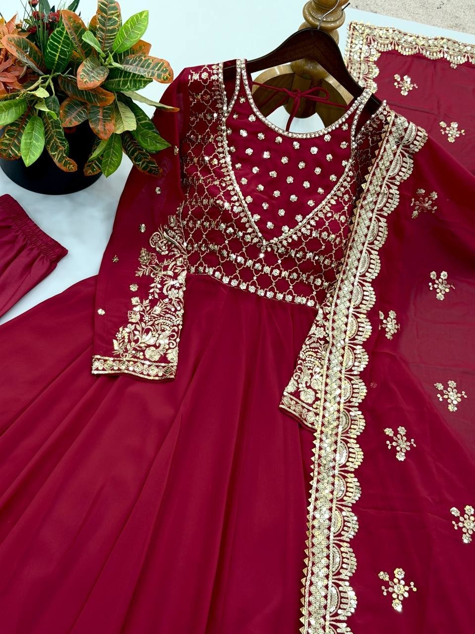 New Designer Maroon Georgette Salwar Kameez With Dupatta For Wedding Wear