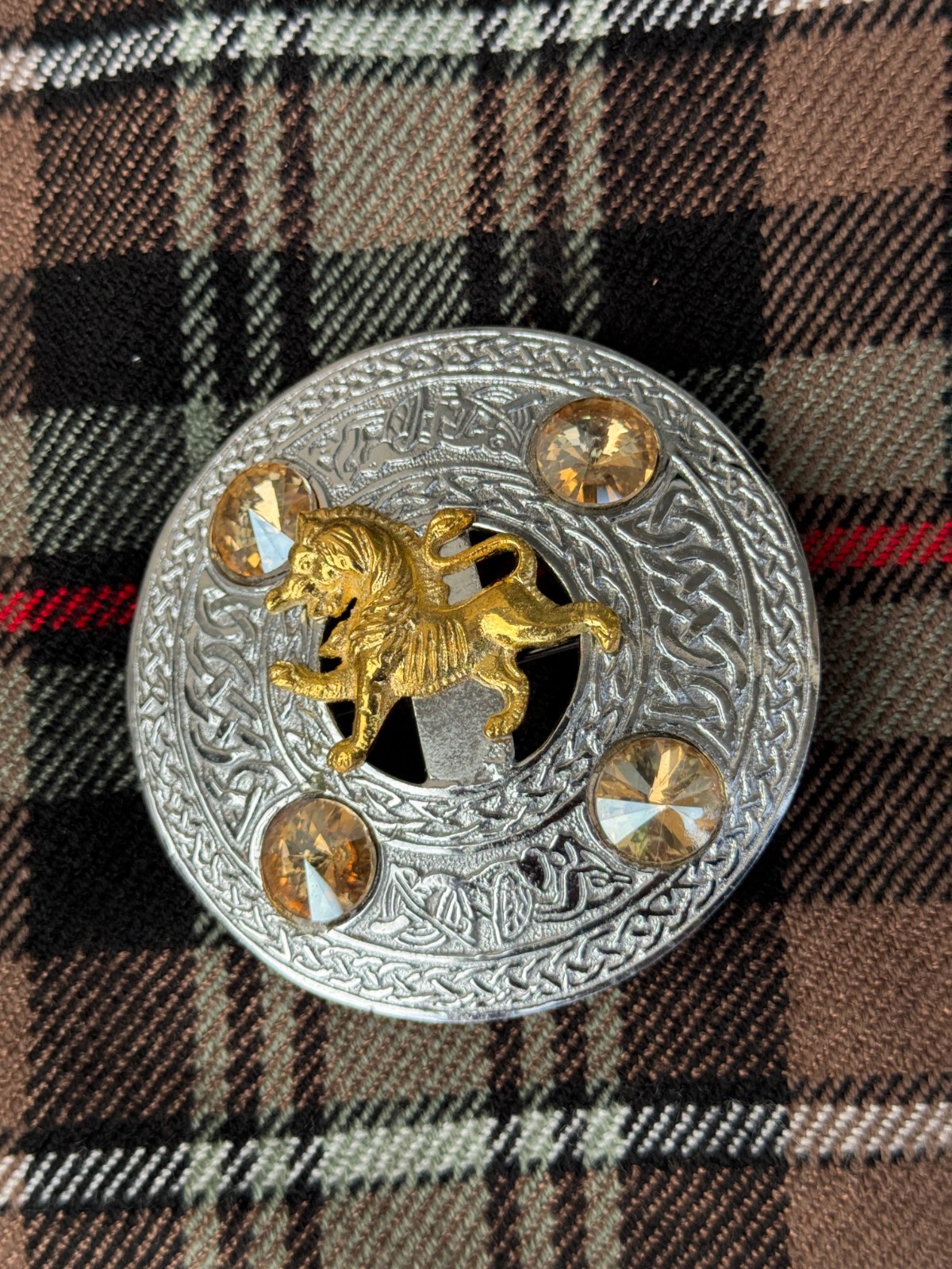 Scottish Golden Lion Rampant Badge Chrome Finish Stone Brooch Men Celtic Brooch