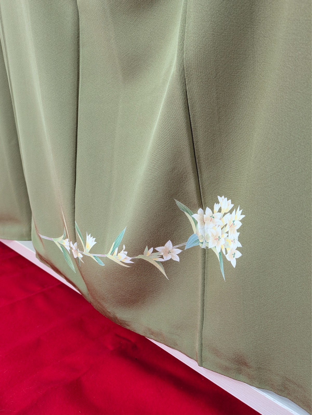 Vintage Japanese Kimono Silk Tomesode Green Hand Painted White Flower 1 Crest