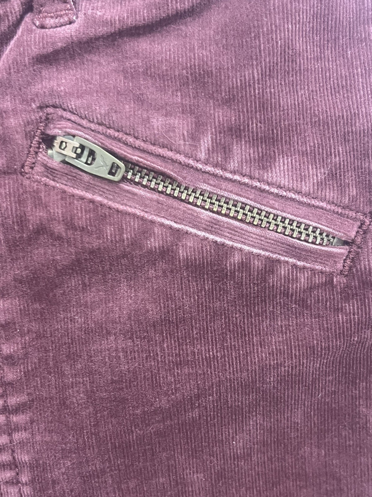 American Eagle New With Tag Women’s Corduroy Mini Skirt Burgundy Size 2 Retro