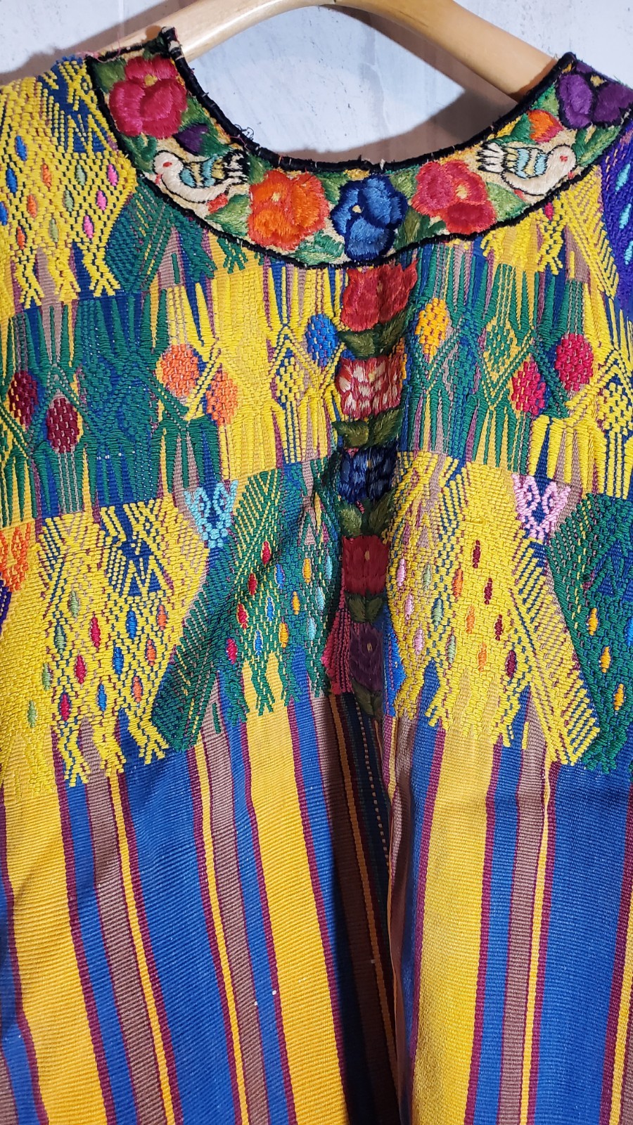Huipil, Kaqchikel Maya Mid 20th century, cotton. Poncho Vintage