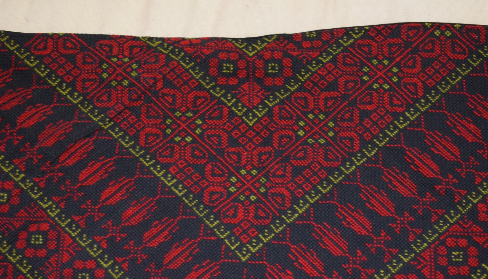 Tatreez Palestinian Bedouin Embroidered Wrap Scarf – Handmade Shawl