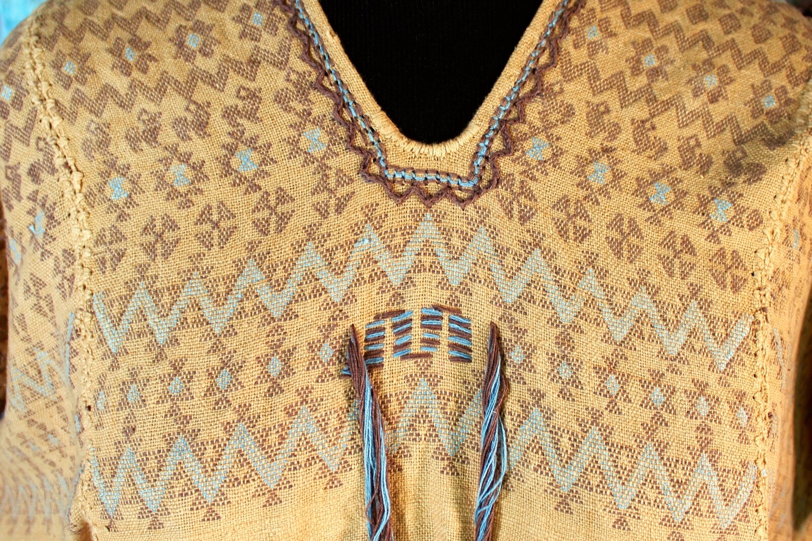 Huipil Natural Dye Handwoven San Bartolo Yautepec Backstrap Loom Oaxaca Mexico