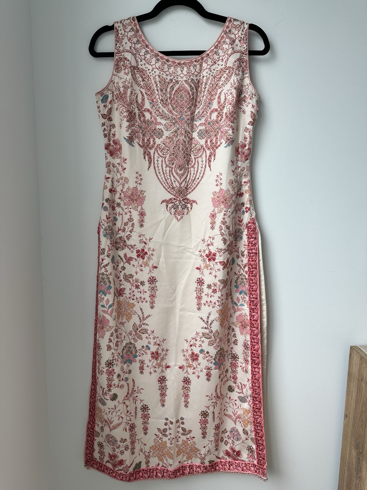Lashkaraa Cream Multicolor Floral Printed Sharara Suit – NEW With Tags – Size S