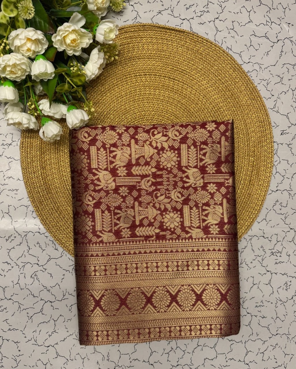 Elegant Red Saree with Zari Work – Traditional Festive Wear