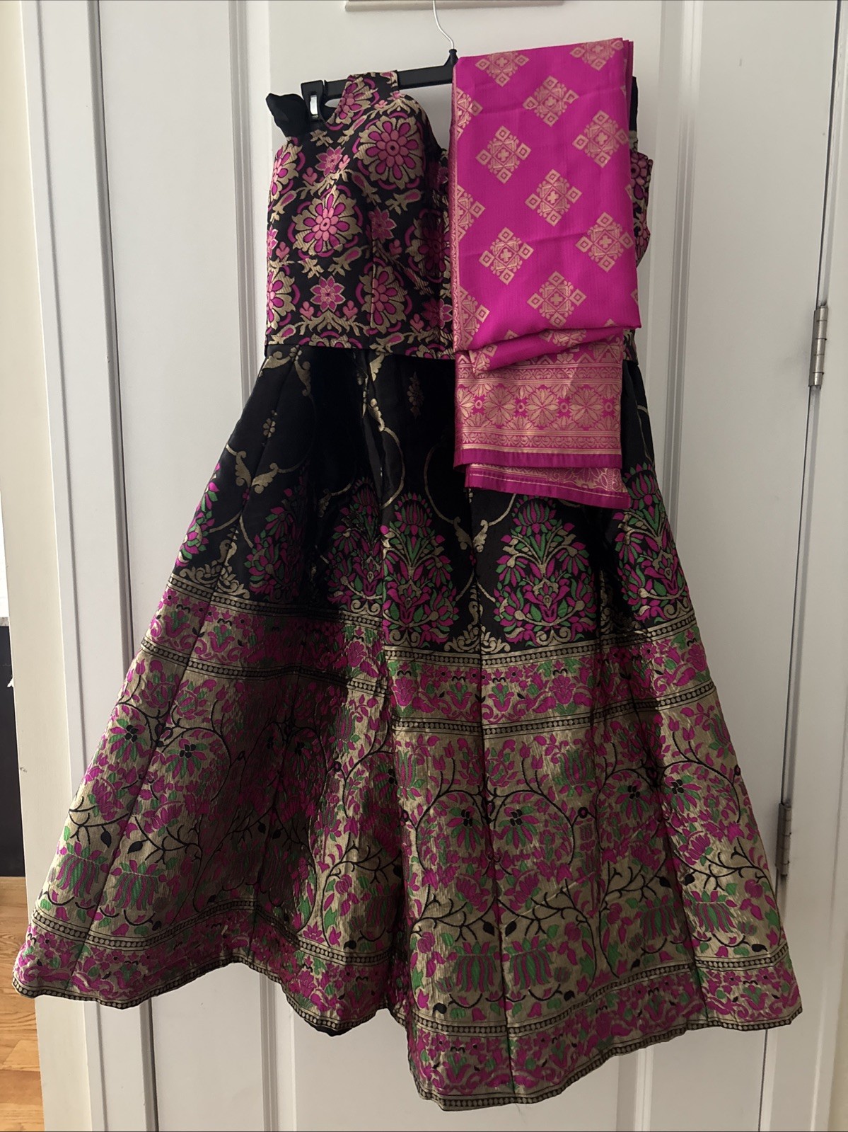 Silk Stitched Lehenga and Blouse with Dupatta Black Pink Gold Size Small