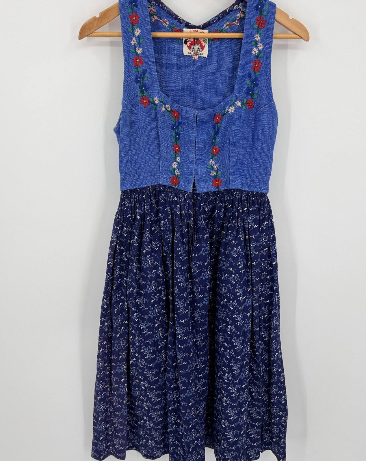 VTG 1950s Lanz German Bavarian Oktoberfest Embroidered Blue Sz 44 Dirndl Dress