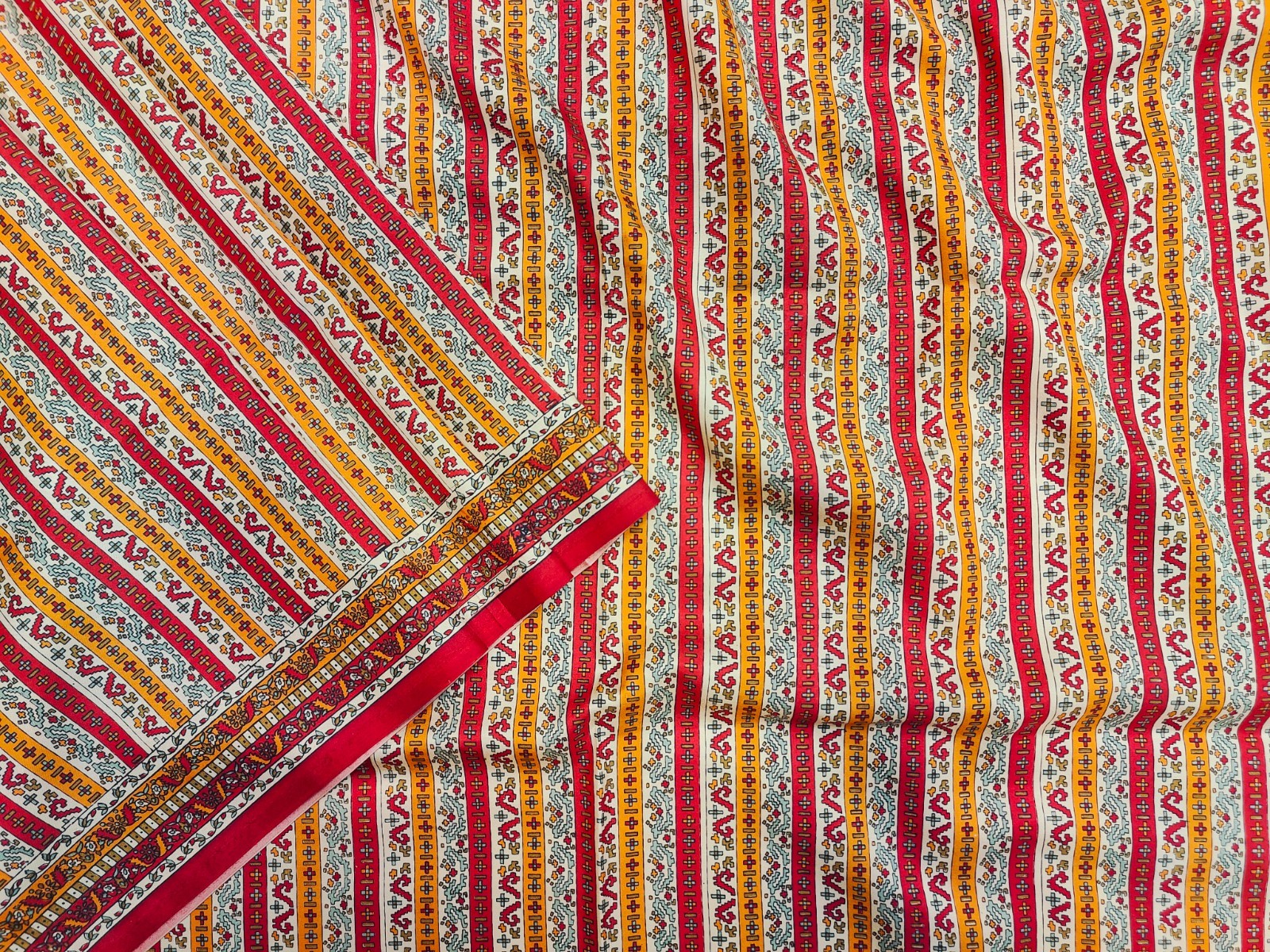 Vintage Sari 6Mtr Pure Silk Printed Saree Indian Fabric For Crafting Quilting