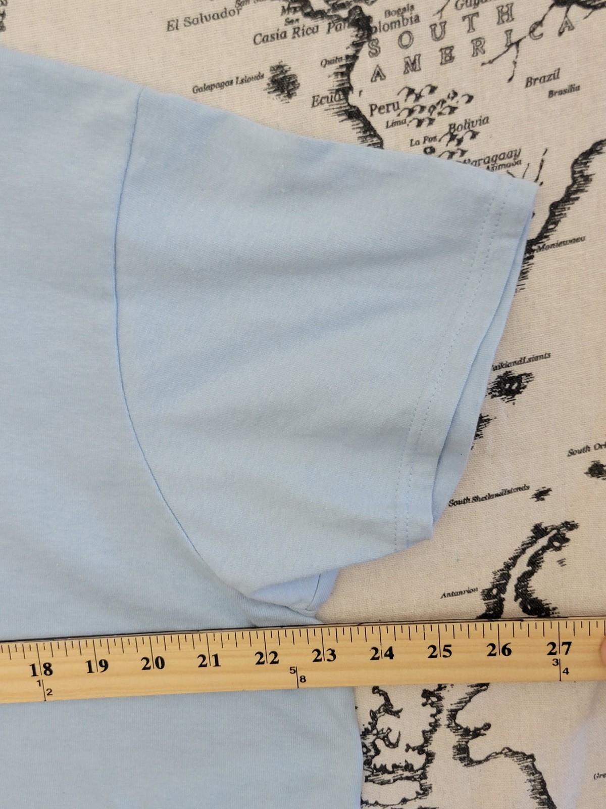 Gildan XL Ladies Light Blue Colten Smash Hulk Graphic T-Shirt Used