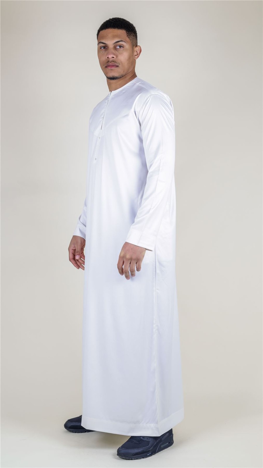 Men’s White Satin Emirati Thobe Islamic Clothing | Thobez