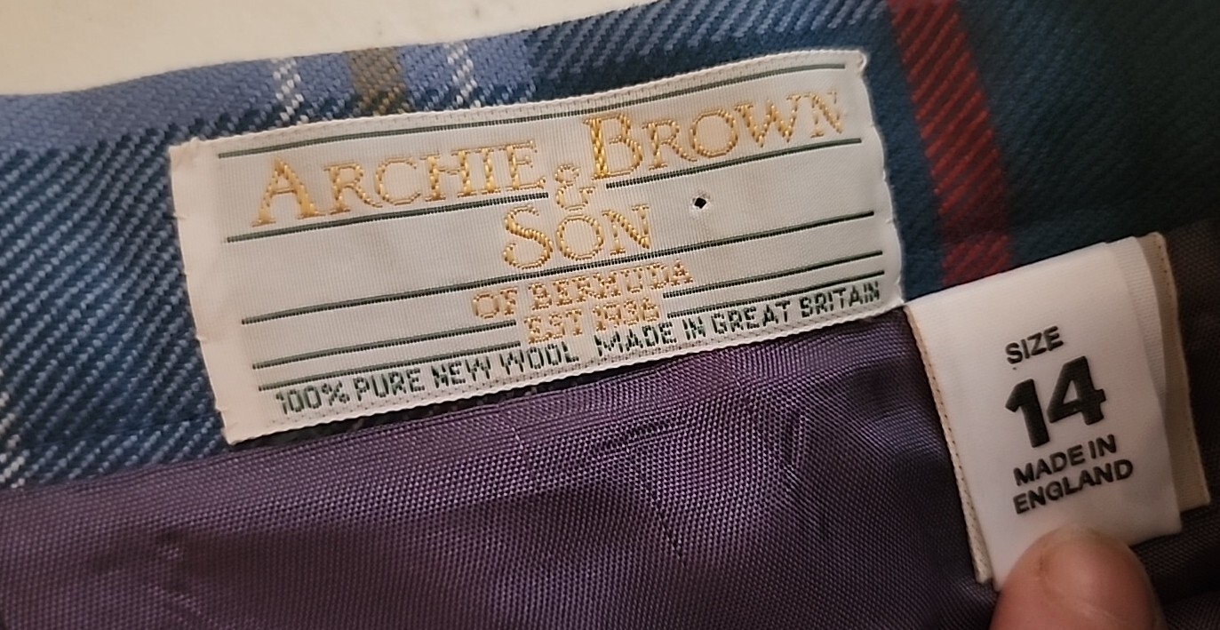 Womans Archie Brown & Son fully lined blue plaid wool kilt skirt 14