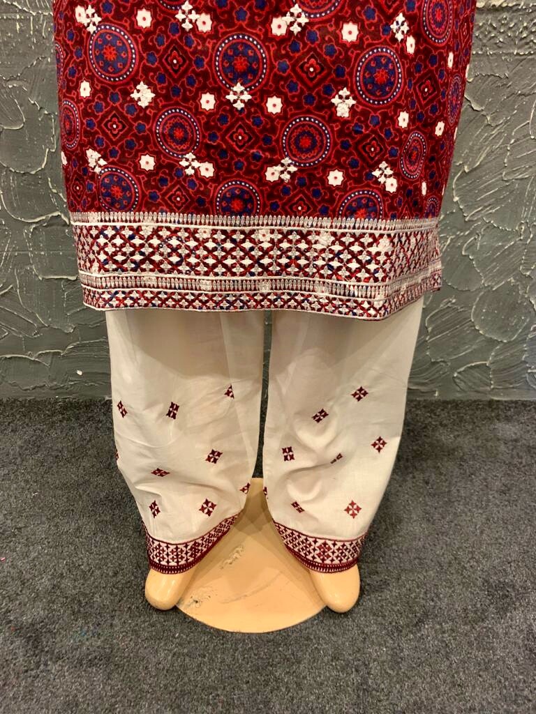 Pakistani Maroon Ajrak Printed Straight Shirt 3-PCS Lawn Dress, Threadwork,L#1