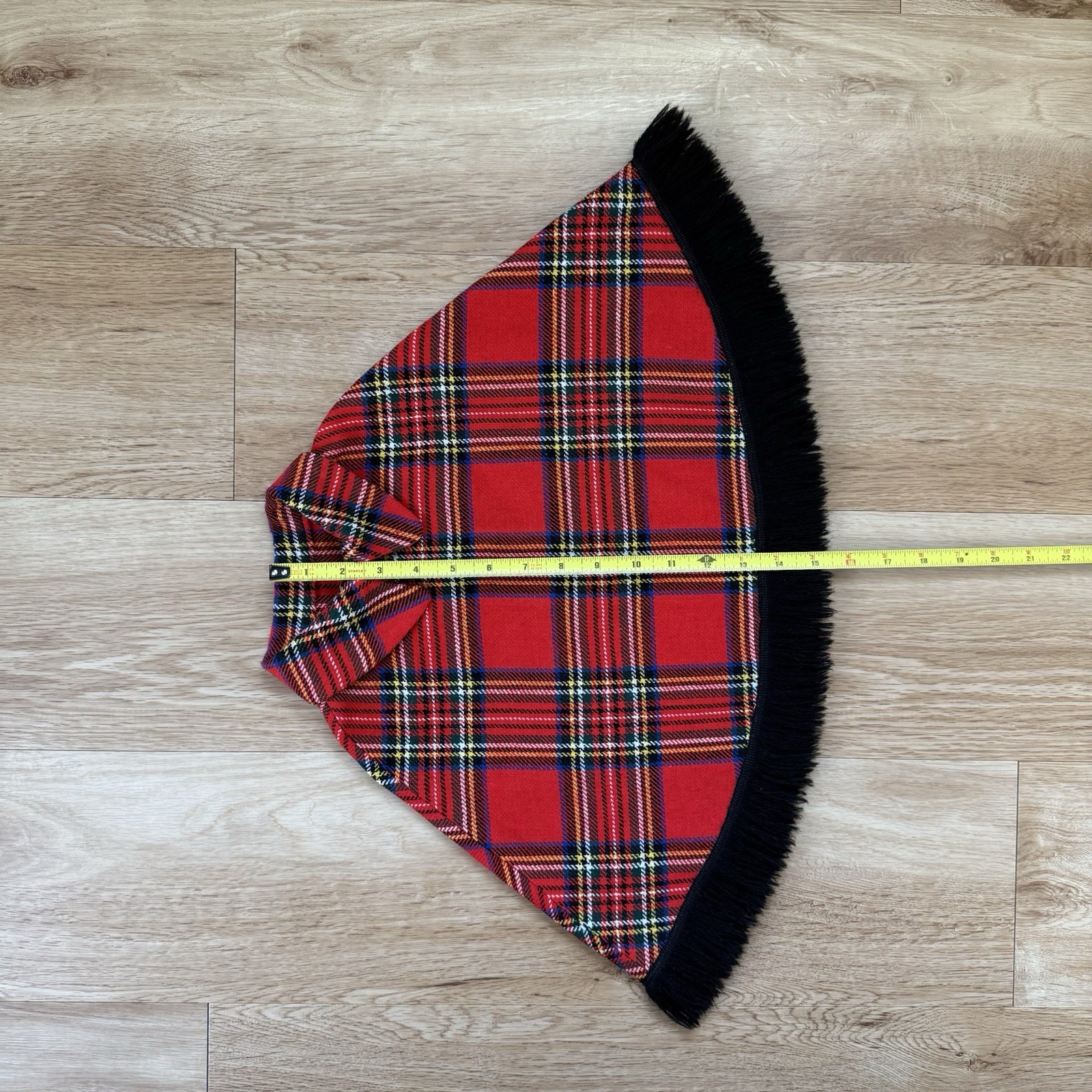 Vintage Tartan/Plaid Wool Blend Holiday Winter Cape Child Size Made in Scotland