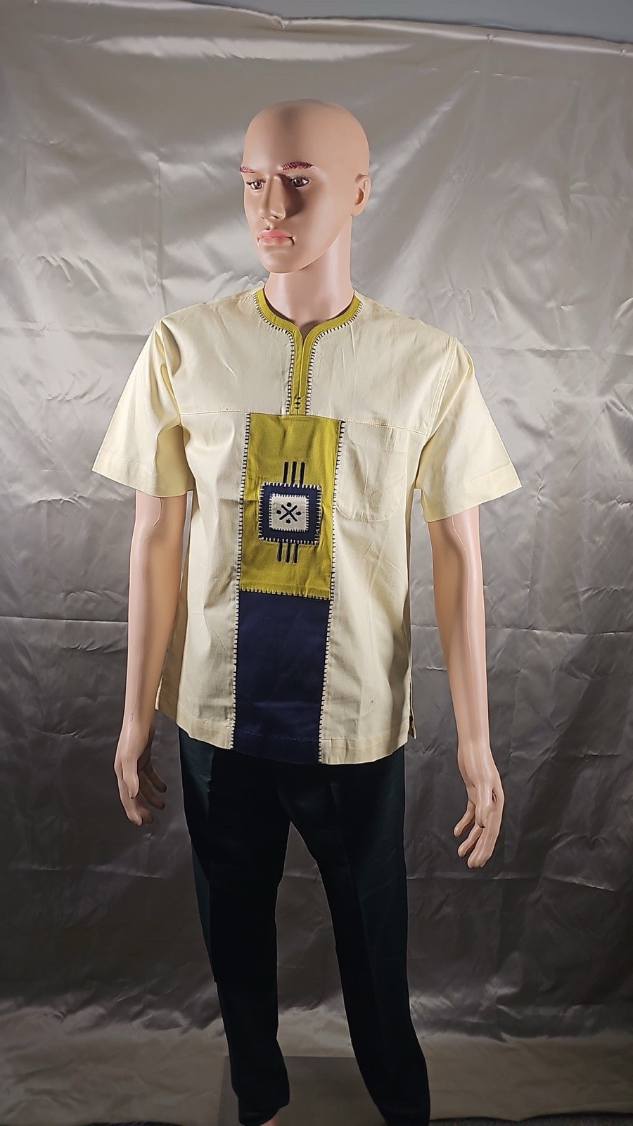 Men’s Dashiki Style African embroidery Shirt, Cotton Woven Short Sleeve, medium￼