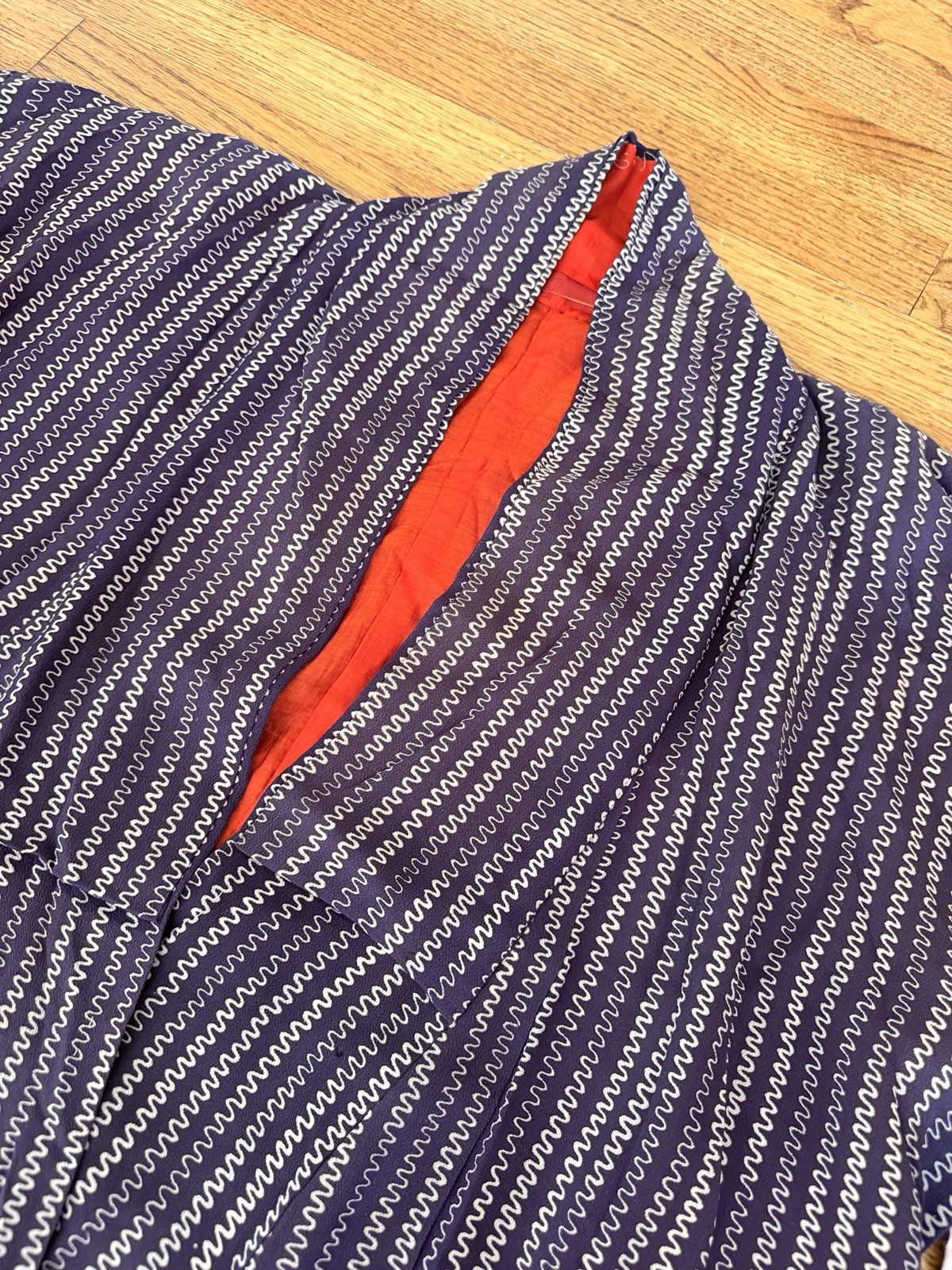 Authentic Vintage Handmade Silk blend Japanese Kimono from Mid Century