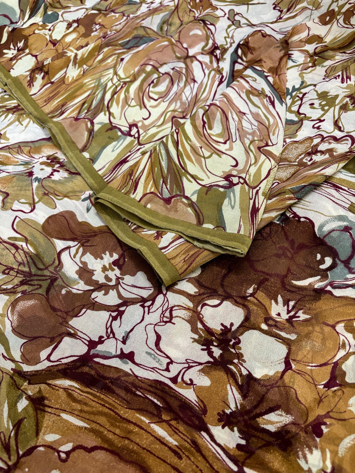 Vintage Chiffon Silk Saree, Lightweight Fabric for DIY & Sewing CS1207