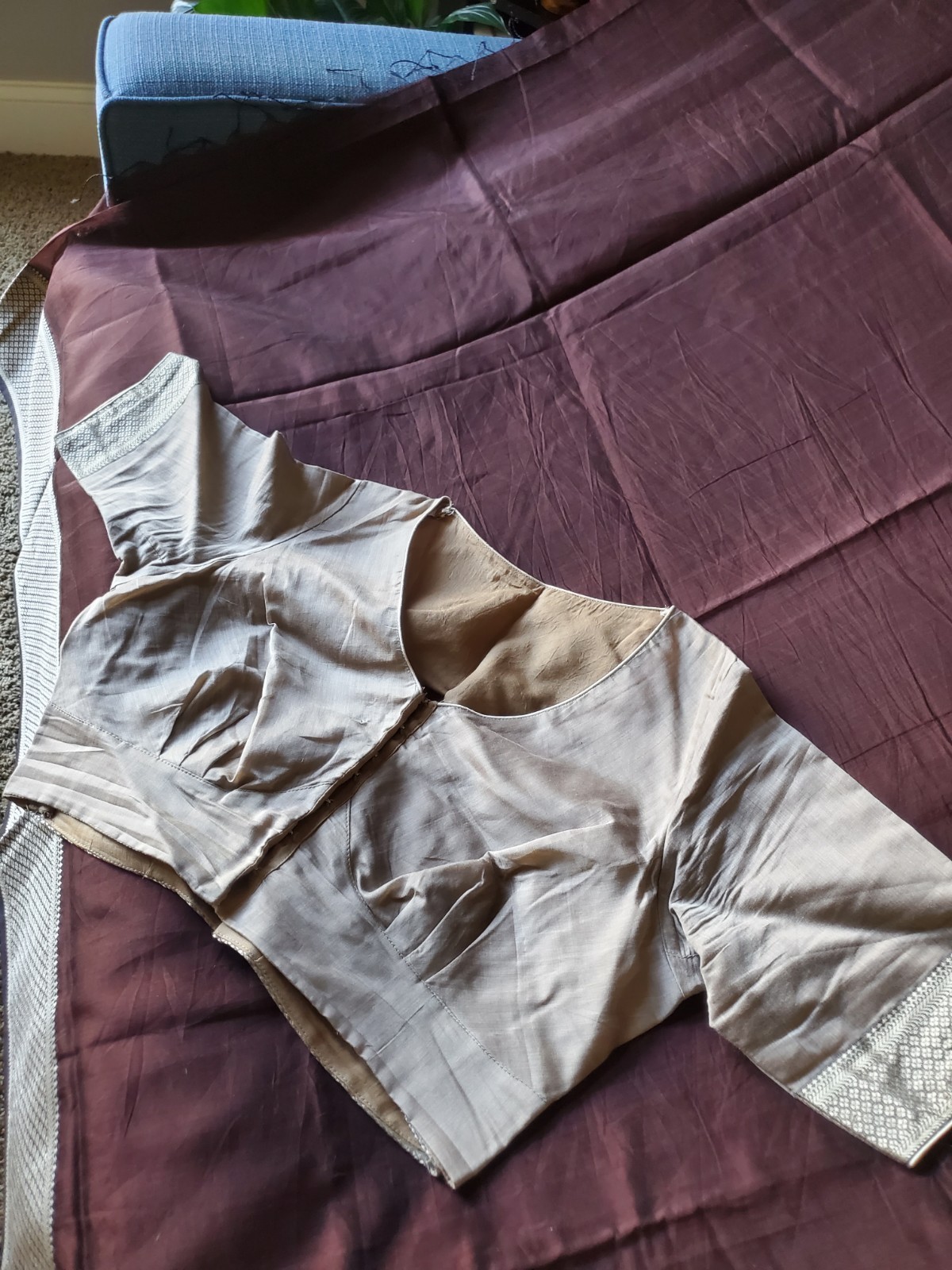 Authentic Handloom Silk Cotton Maheshwari Saree – Chocolate Brown & Silver Resha