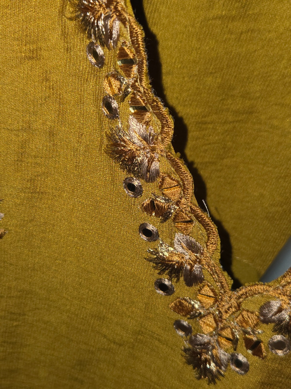 Kurta Straight Mustard Yellow with Flower Embroidery Size Womens Large Large